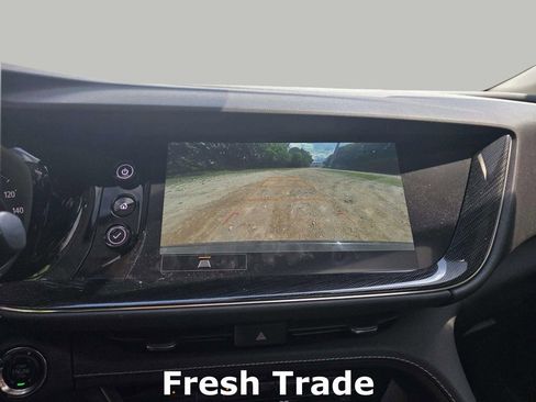 Used 2022 Buick Envision Essence w/ Sport Touring Package FWD image 14