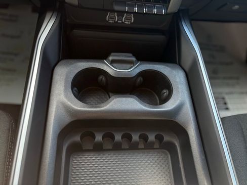 Used 2025 RAM 1500 Big Horn image 32