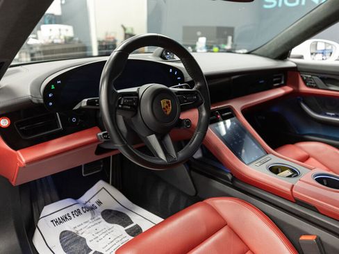 Used 2020 Porsche Taycan Turbo image 10