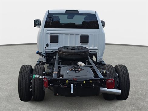 New 2026 RAM 3500 Tradesman w/ Chrome Appearance Group image 6