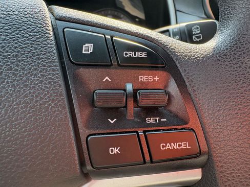 Used 2020 Hyundai Tucson Value AWD/4WD image 15