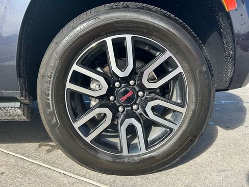 Used 2023 GMC Yukon AT4 w/ AT4 Premium Package image 35