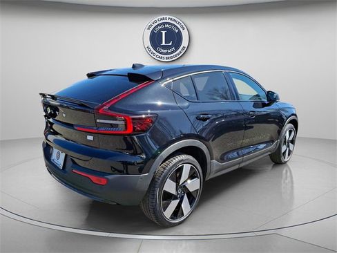 Certified 2023 Volvo C40 P8 Recharge Plus w/ Climate Package image 7