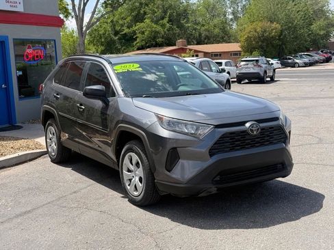 Used 2021 Toyota RAV4 LE w/ Carpet Mat Package (TMS) image 3