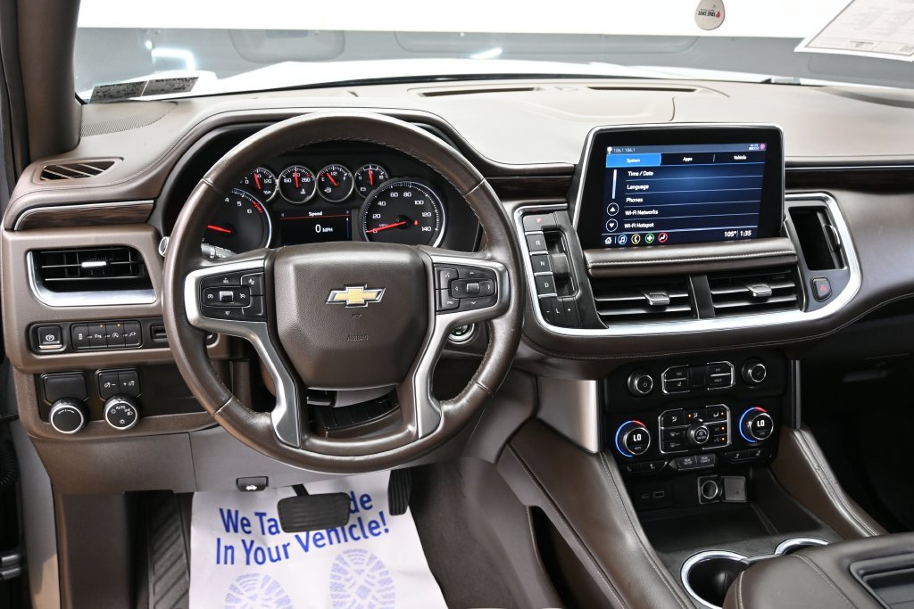 Used 2021 Chevrolet Suburban LT RWD image 28