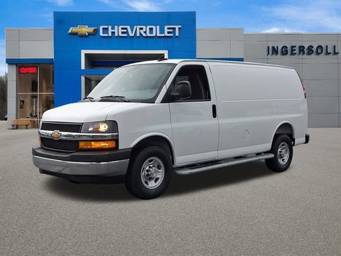Used 2025 Chevrolet Express 2500 w/ Driver Convenience Package RWD image 34