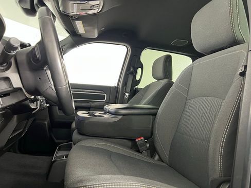 Used 2024 RAM 2500 Big Horn w/ Sport Appearance Package image 23