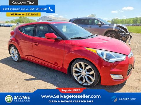 Used 2013 Hyundai Veloster w/ Style Pkg FWD image 5
