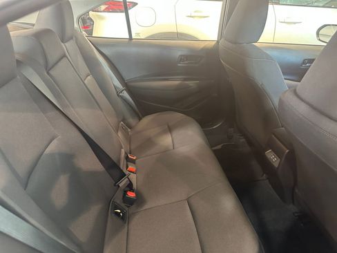Used 2025 Toyota Corolla LE image 37