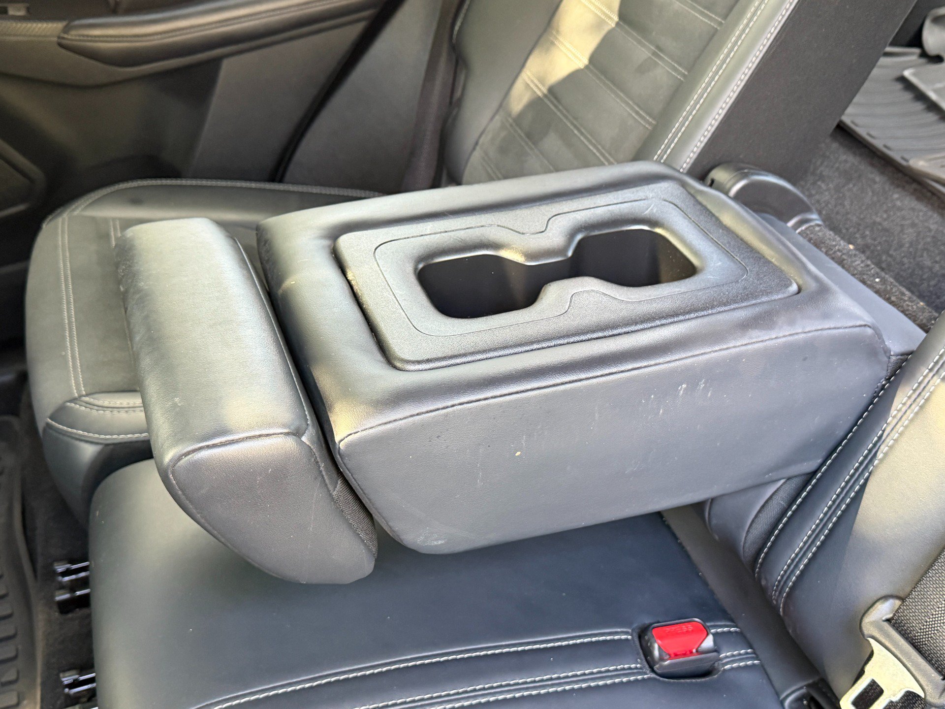 Used 2025 Mitsubishi Outlander SE FWD image 56