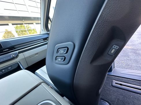 New 2026 Kia Carnival SX image 24