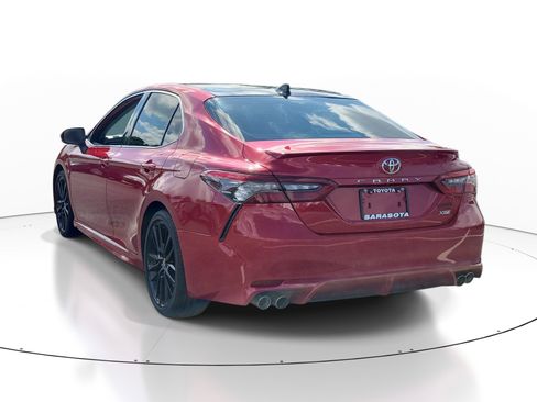 Certified 2021 Toyota Camry XSE FWD image 4