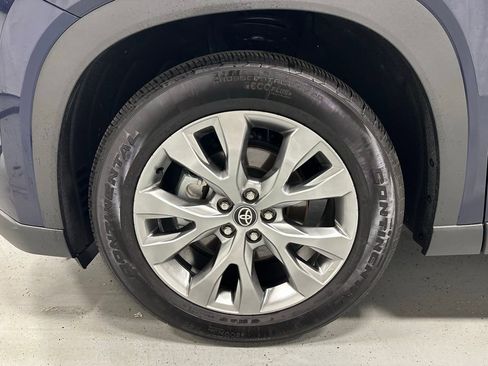 Used 2025 Toyota Grand Highlander AWD image 67