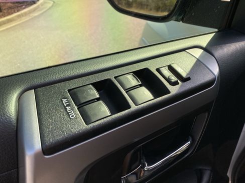 Used 2022 Toyota 4Runner Limited image 27