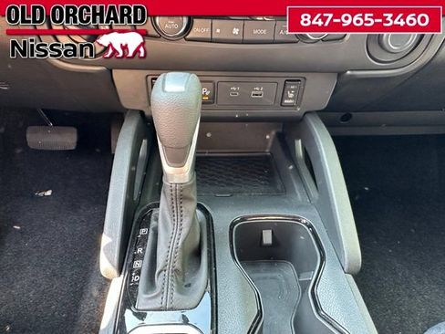 Used 2026 Nissan Frontier SV w/ All-Weather Content Package AWD/4WD image 16