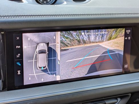 Certified 2025 Porsche Cayenne Coupe AWD/4WD image 28