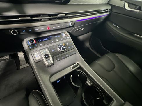Used 2024 Hyundai Palisade Limited AWD/4WD image 25