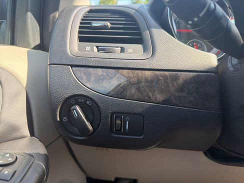 Used 2011 Dodge Grand Caravan Mainstreet w/ PWR Convenience Group FWD image 20
