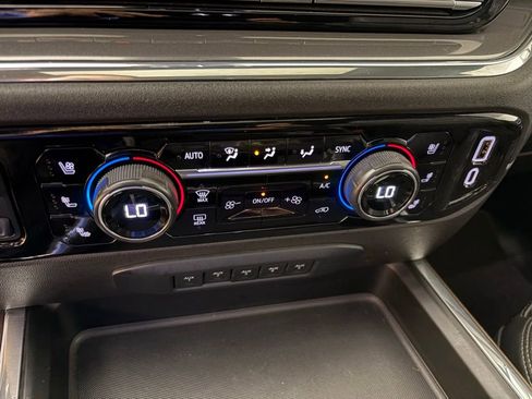 Used 2024 Chevrolet Silverado 3500 High Country w/ High Country Premium Package AWD/4WD image 36