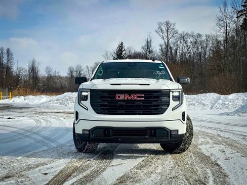 New 2026 GMC Sierra 1500 Elevation image 8