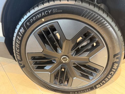 New 2026 Volvo EX30 Cross Country Ultra image 26