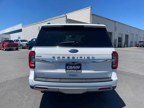 Used 2024 Ford Expedition Max Limited RWD image 6