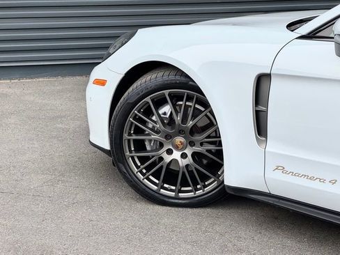Certified 2023 Porsche Panamera Platinum Edition RWD image 10
