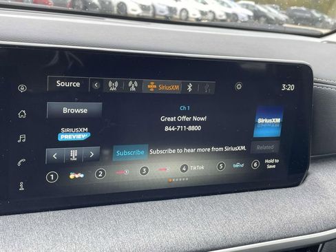 Used 2025 Nissan Kicks SV image 24