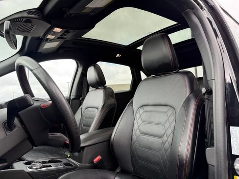 Used 2024 Ford Escape ST-Line Elite w/ Premium Technology Package AWD/4WD image 24