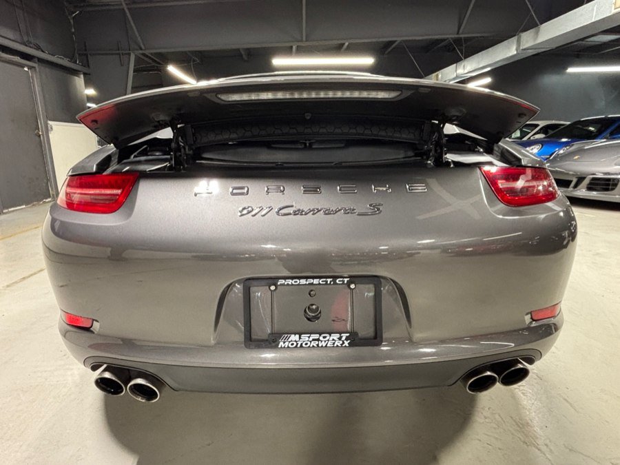 Used 2014 Porsche 911 Carrera S RWD image 3