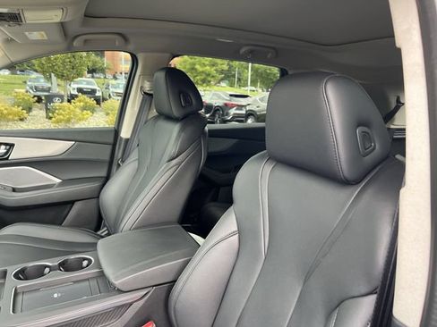 Used 2025 Acura MDX SH-AWD image 9