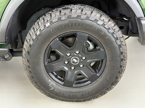 Used 2024 Ford Bronco Black Diamond AWD/4WD image 31