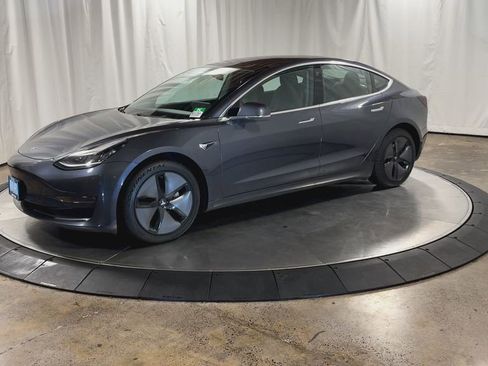 Used 2018 Tesla Model 3 Long Range image 5
