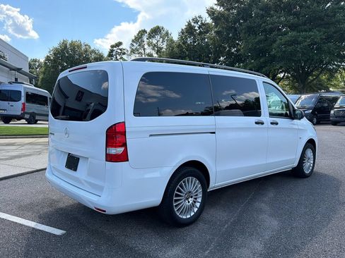 Used 2023 Mercedes-Benz Metris Passenger image 11