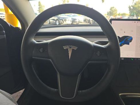 Used 2022 Tesla Model 3 Long Range image 13