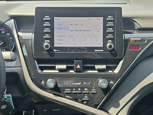 Used 2024 Toyota Camry SE FWD image 37