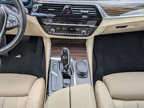 Used 2023 BMW 540i xDrive w/ Premium Package AWD/4WD image 18