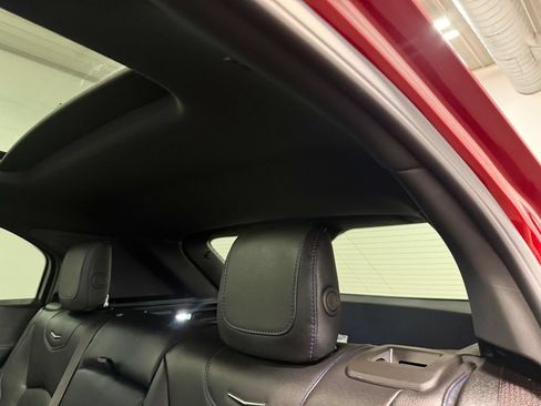 Used 2025 Cadillac XT4 Sport w/ LPO, Floor Liner Package AWD/4WD image 9