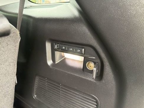 Used 2020 Ford Explorer Limited RWD image 36