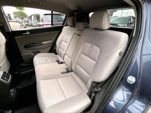 Used 2018 Kia Sportage LX image 20