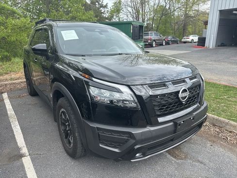 Used 2024 Nissan Pathfinder Rock Creek image 1