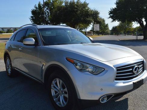 Used 2015 INFINITI QX70 2WD w/ Premium Package image 2