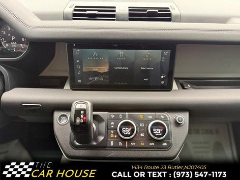 Used 2020 Land Rover Defender 110 SE AWD/4WD image 30