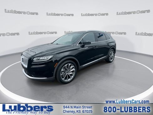 Used 2023 Lincoln Nautilus Reserve w/ Equipment Group 201A FWD image 4