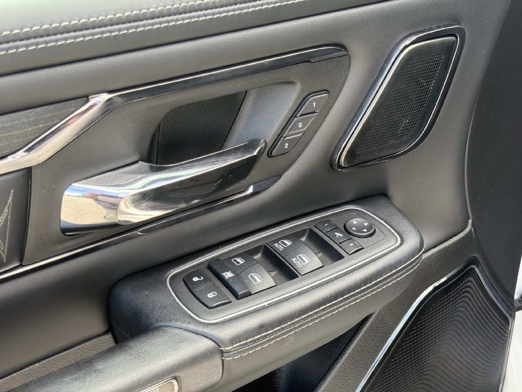 Used 2023 RAM 1500 Limited AWD/4WD image 16