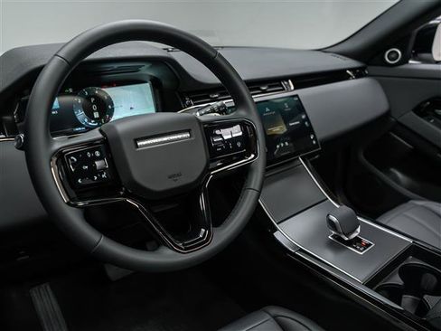 Used 2026 Land Rover Range Rover Evoque S AWD/4WD image 16
