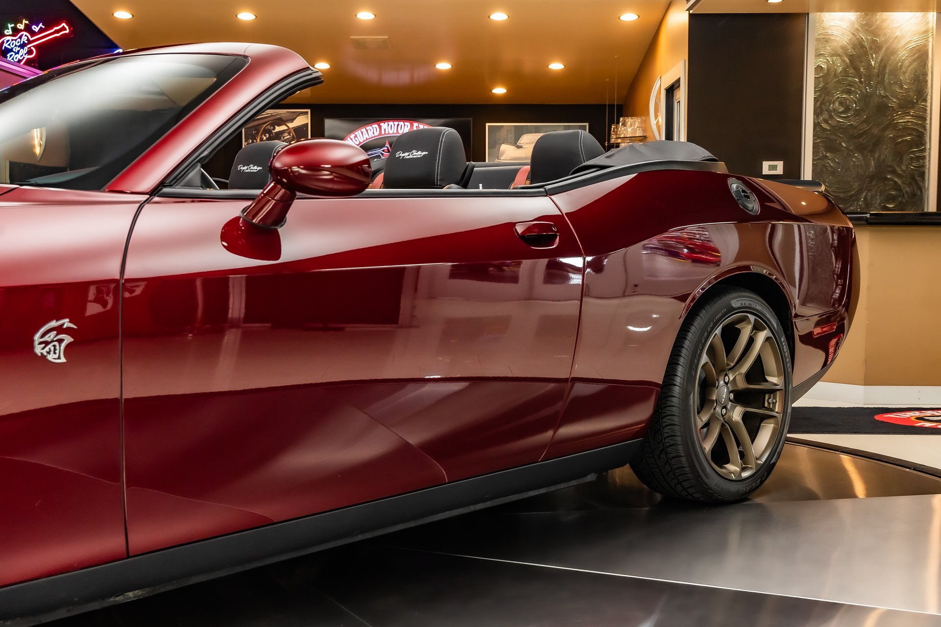 Used 2023 Dodge Challenger SRT Hellcat RWD image 31