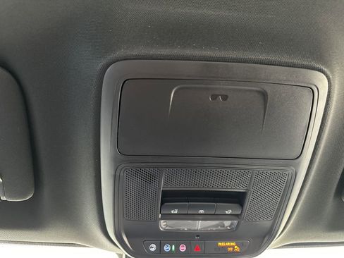 New 2025 Buick Enclave Sport Touring w/ Power Package image 28