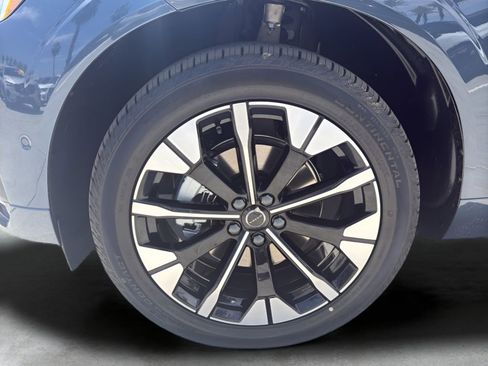 New 2026 Volvo XC60 B5 Plus w/ Climate Package PRO AWD/4WD image 8