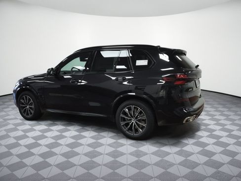 Used 2026 BMW X5 xDrive50e w/ M Sport Package AWD/4WD image 3